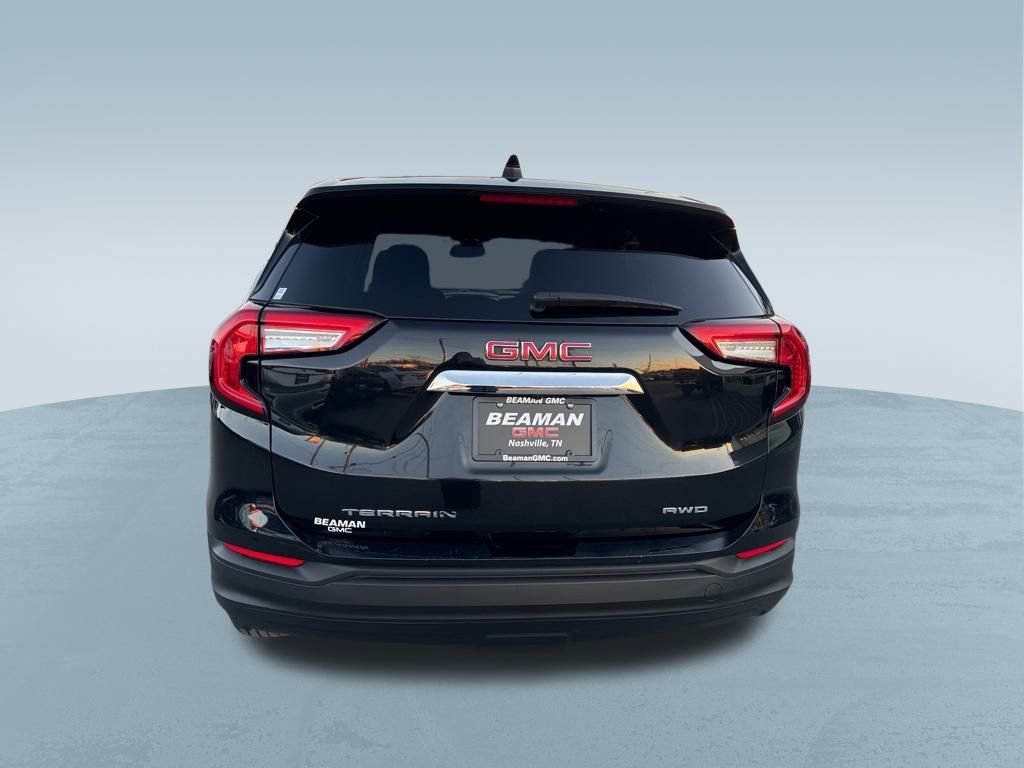 Used 2024 GMC Terrain SLE image 7
