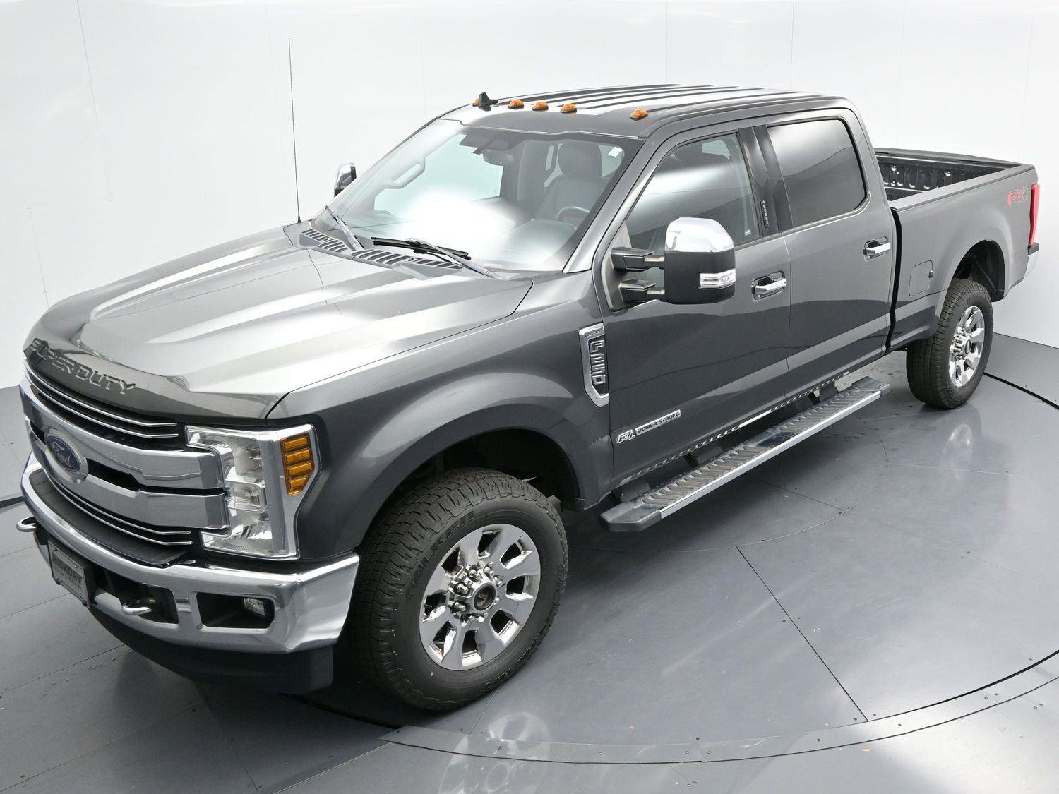 Used 2019 Ford F250 Lariat w/ Chrome Package image 41