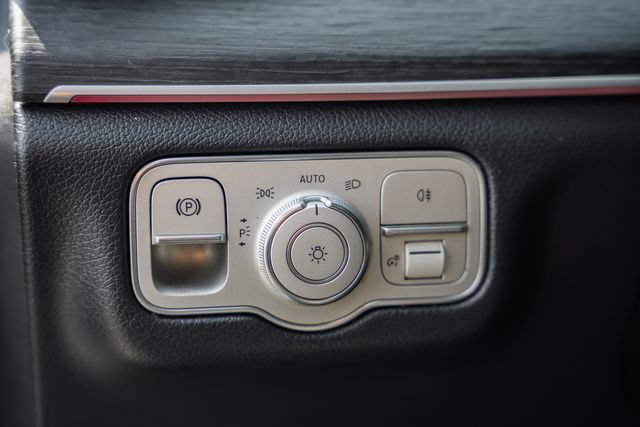 Used 2021 Mercedes-Benz GLS 450 4MATIC image 45