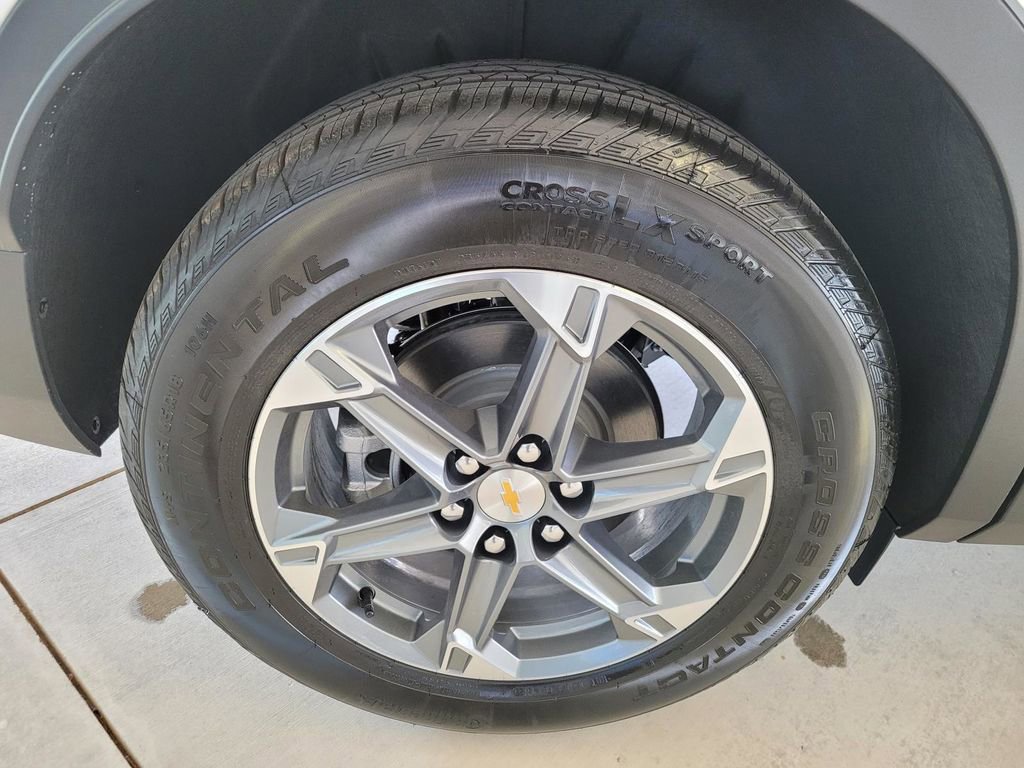 New 2025 Chevrolet Blazer LT image 5