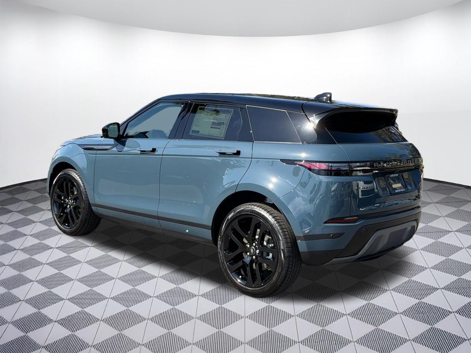 New 2026 Land Rover Range Rover Evoque S AWD/4WD image 3