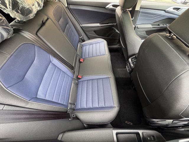 New 2025 Volkswagen Taos SEL image 10