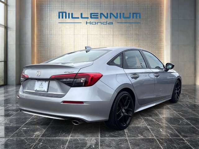 Used 2024 Honda Civic Sport image 5