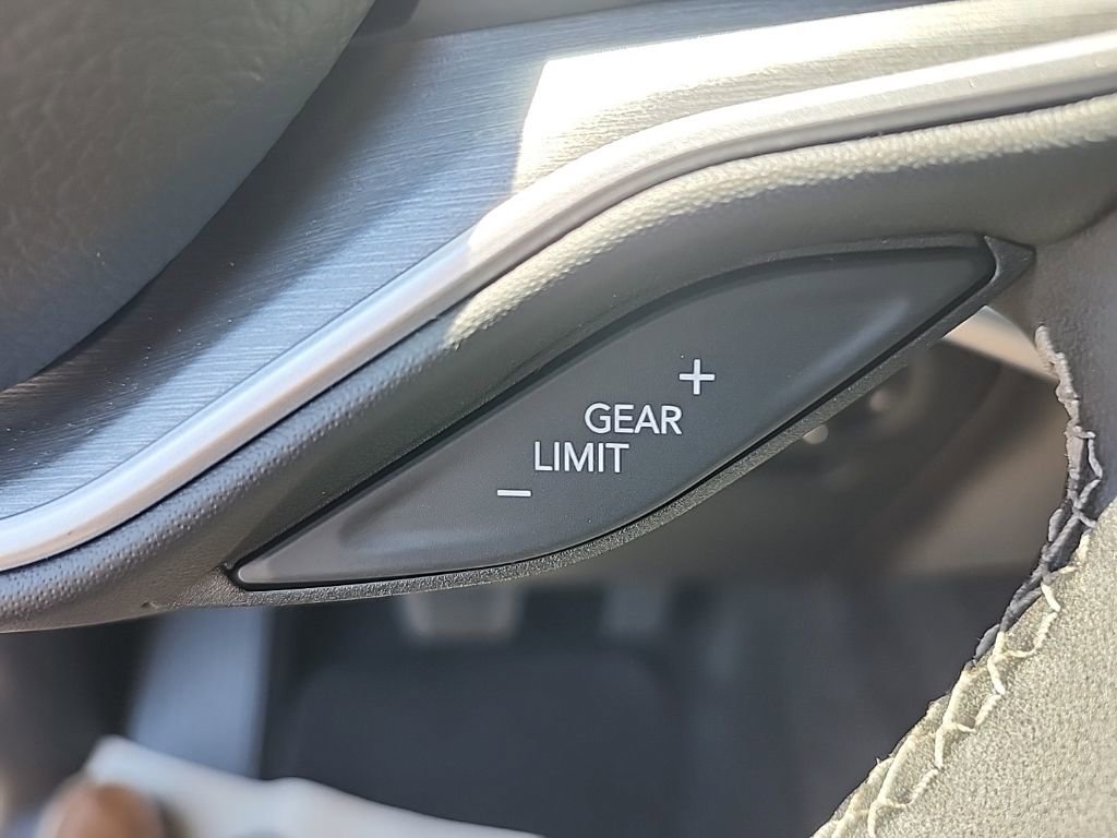 New 2025 Jeep Wagoneer L Series II image 34