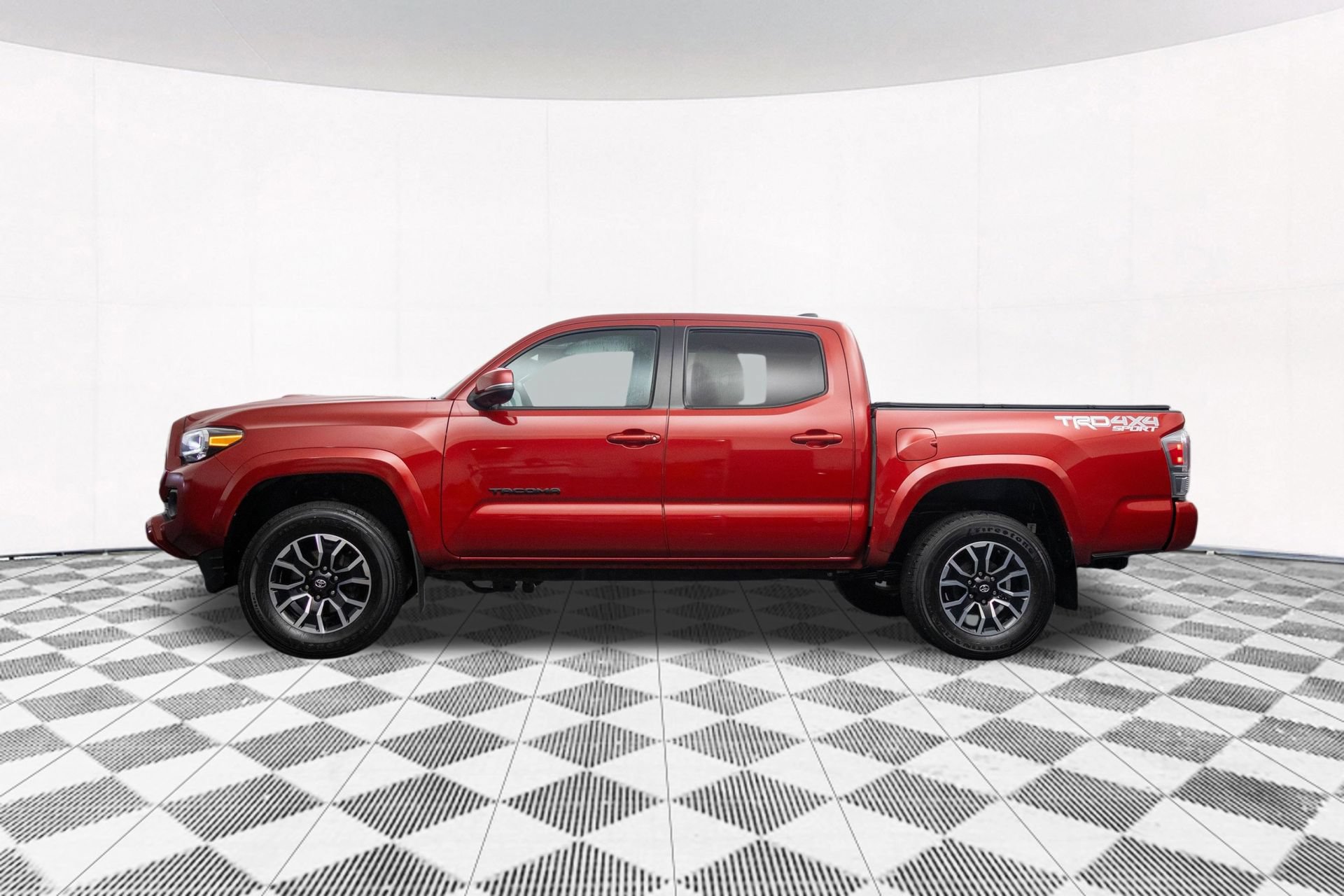 Used 2023 Toyota Tacoma TRD Sport w/ TRD Premium Sport Package AWD/4WD image 39