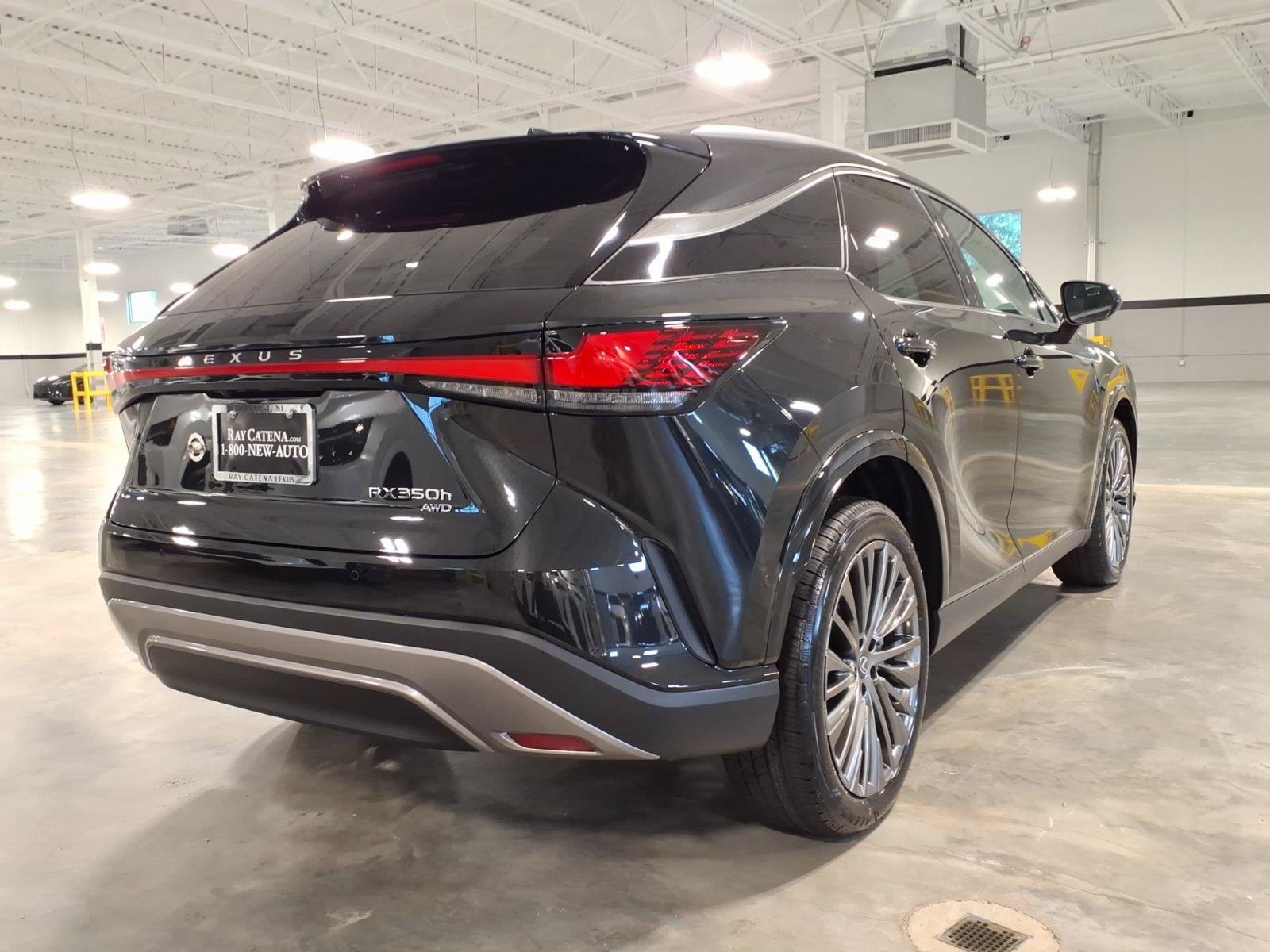 New 2026 Lexus RX 350h AWD/4WD image 16