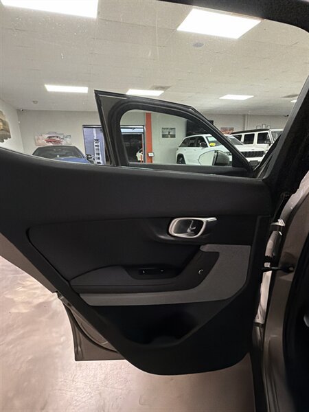 Used 2022 Polestar Polestar 2 w/ Plus Package AWD/4WD image 25