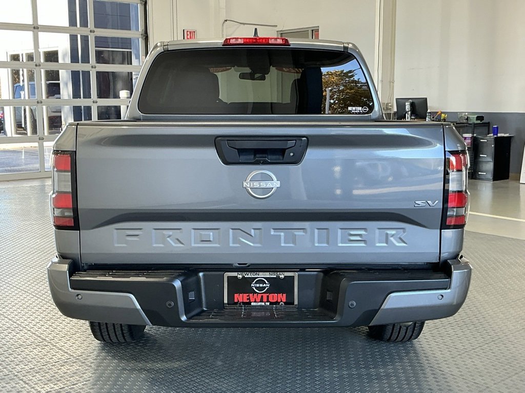 Used 2024 Nissan Frontier SV w/ Technology Package image 32