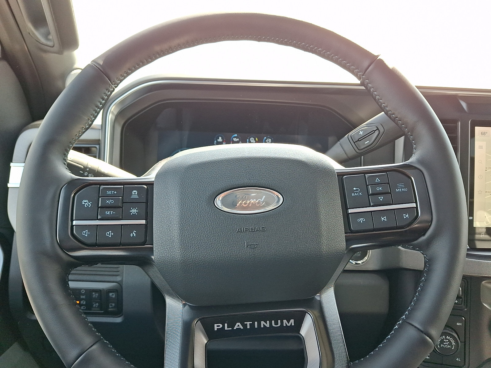 New 2026 Ford F350 Platinum w/ Tremor Off-Road Package AWD/4WD image 15