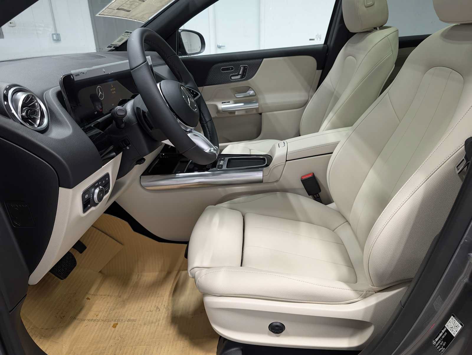 New 2026 Mercedes-Benz GLA 250 4MATIC image 4