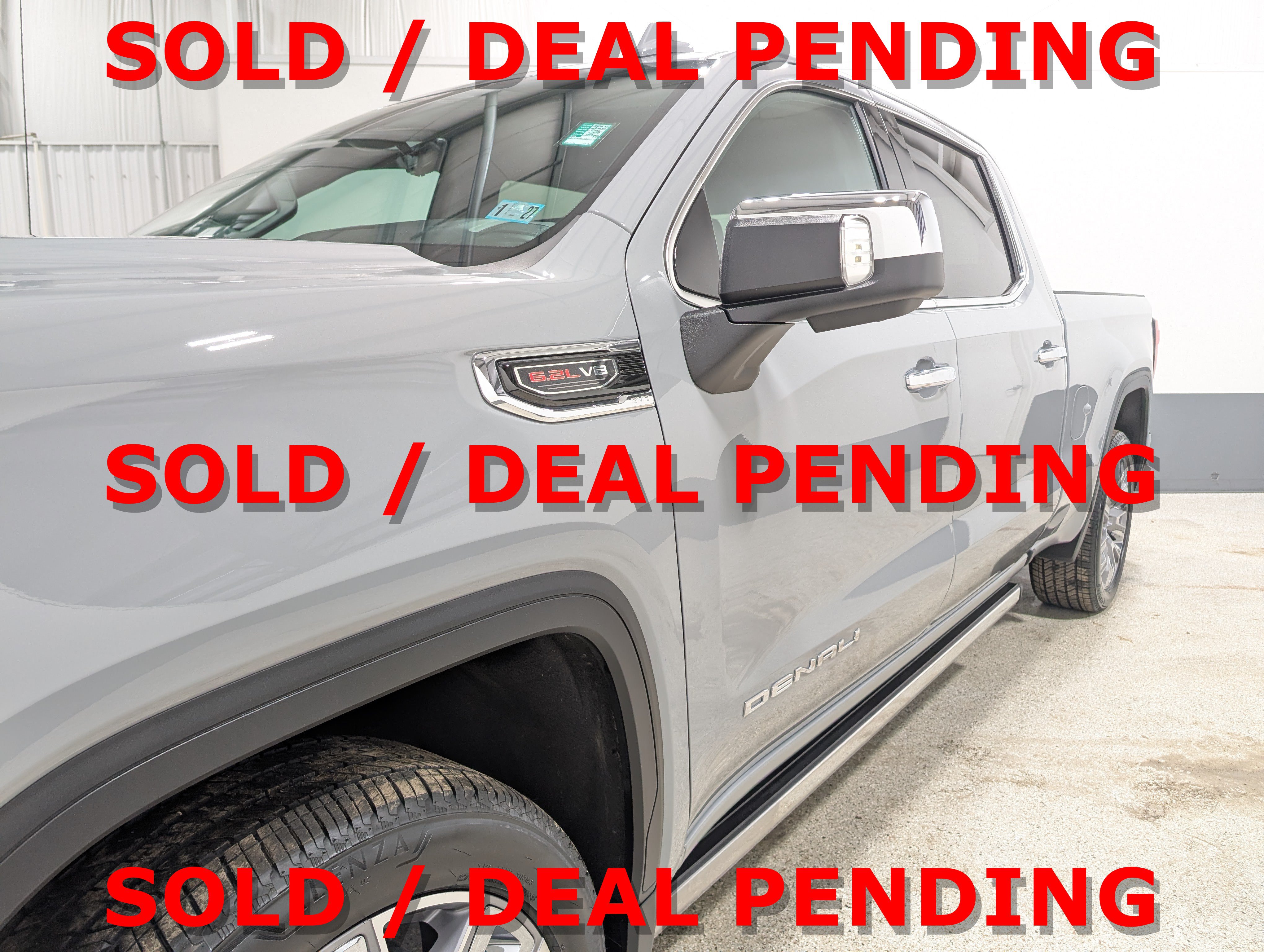 Used 2025 GMC Sierra 1500 Denali w/ Denali Reserve Package AWD/4WD image 7