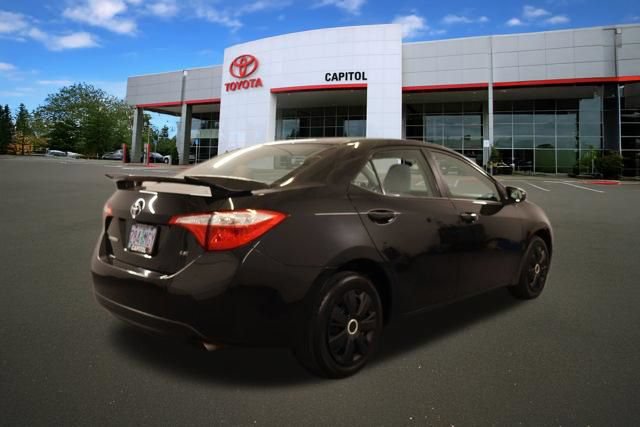 Used 2015 Toyota Corolla LE FWD image 3