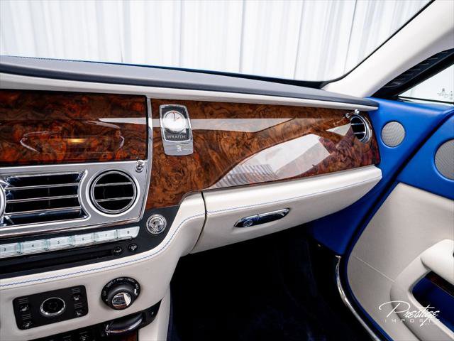 Used 2017 Rolls-Royce Wraith RWD image 30