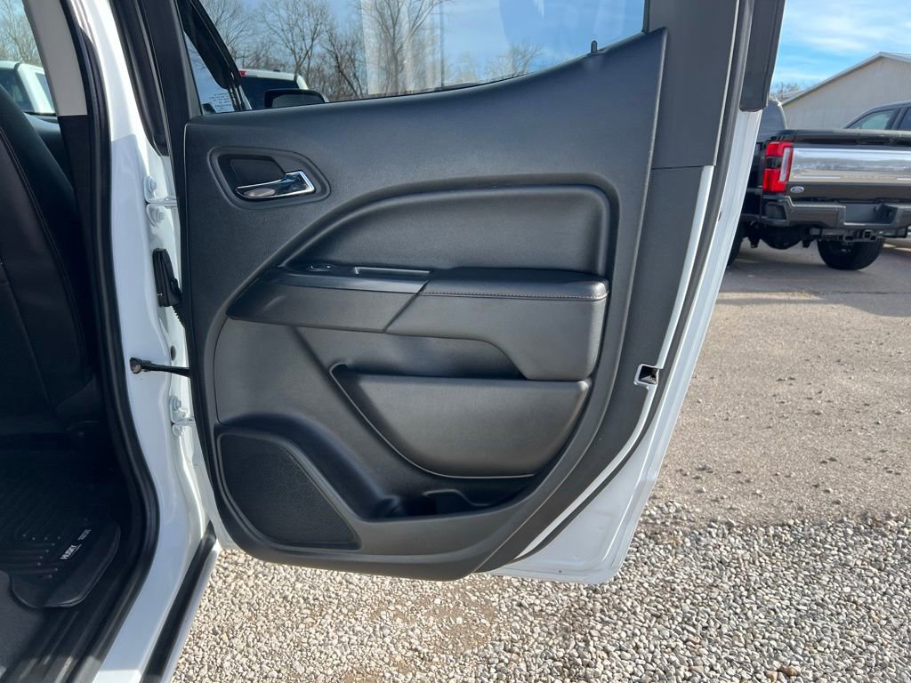 Used 2022 GMC Canyon AT4 image 18