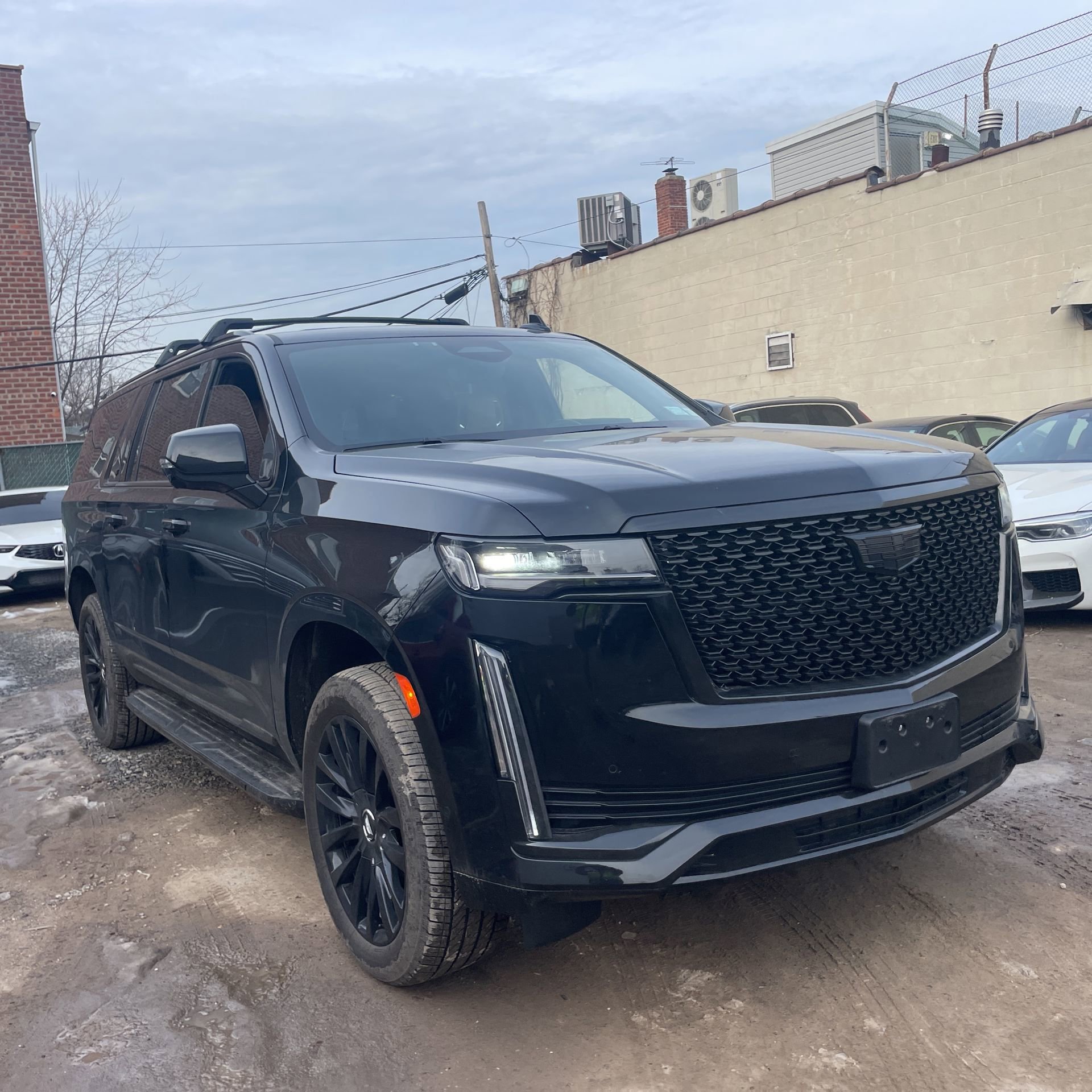 Used 2024 Cadillac Escalade ESV Premium Luxury w/ Performance Package video 2