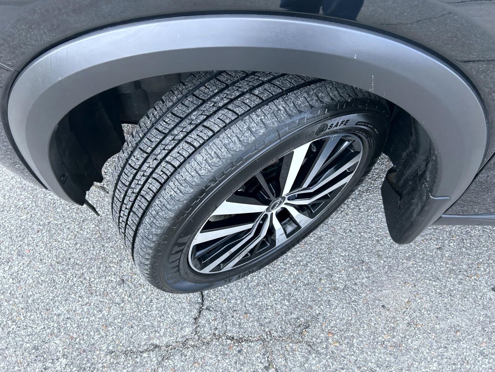 Used 2024 Nissan Pathfinder Platinum image 25