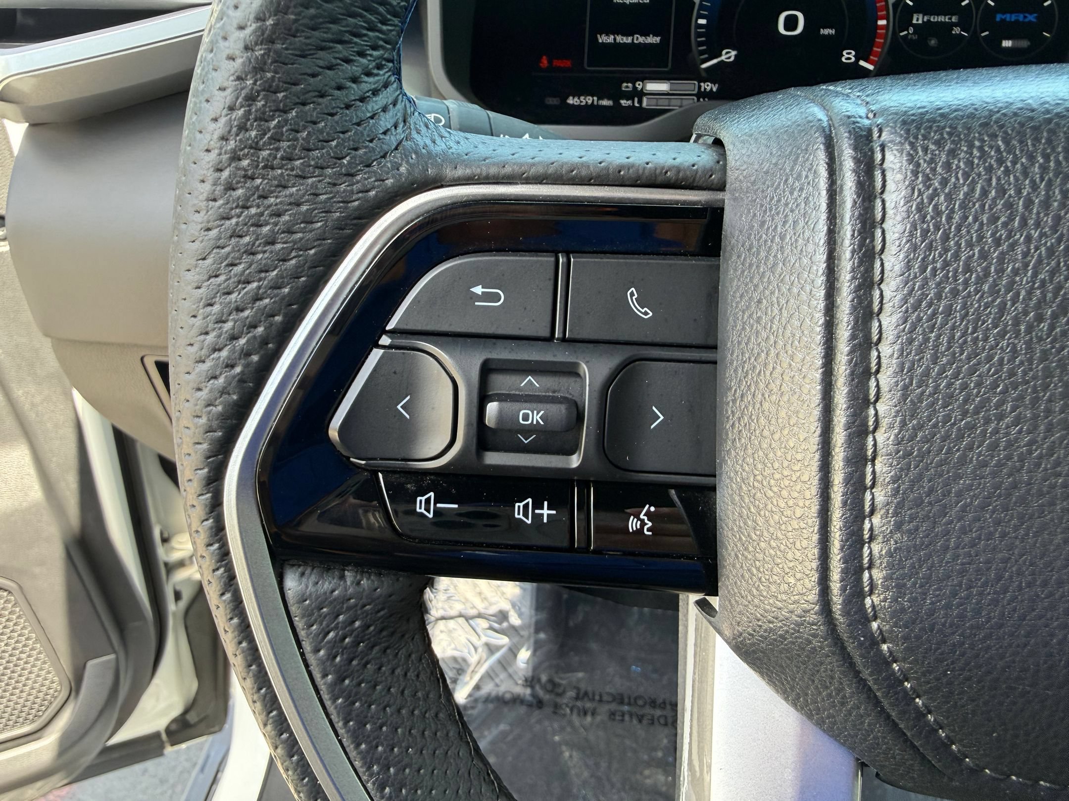 Certified 2023 Toyota Sequoia Platinum AWD/4WD image 15