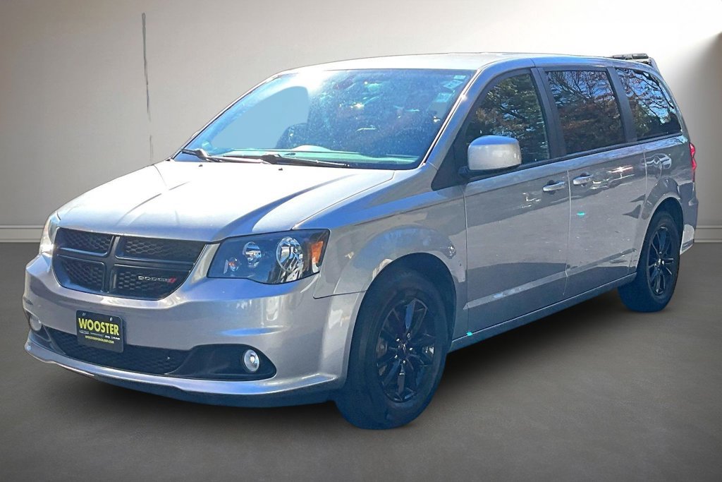 Used 2020 Dodge Grand Caravan SXT w/ Driver Convenience Group FWD image 3