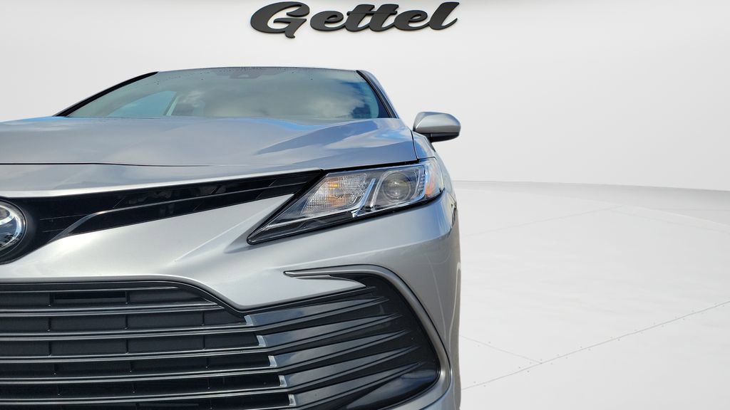 Certified 2023 Toyota Camry LE FWD image 9