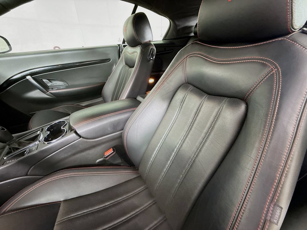 Used 2013 Maserati GranTurismo Convertible RWD image 28