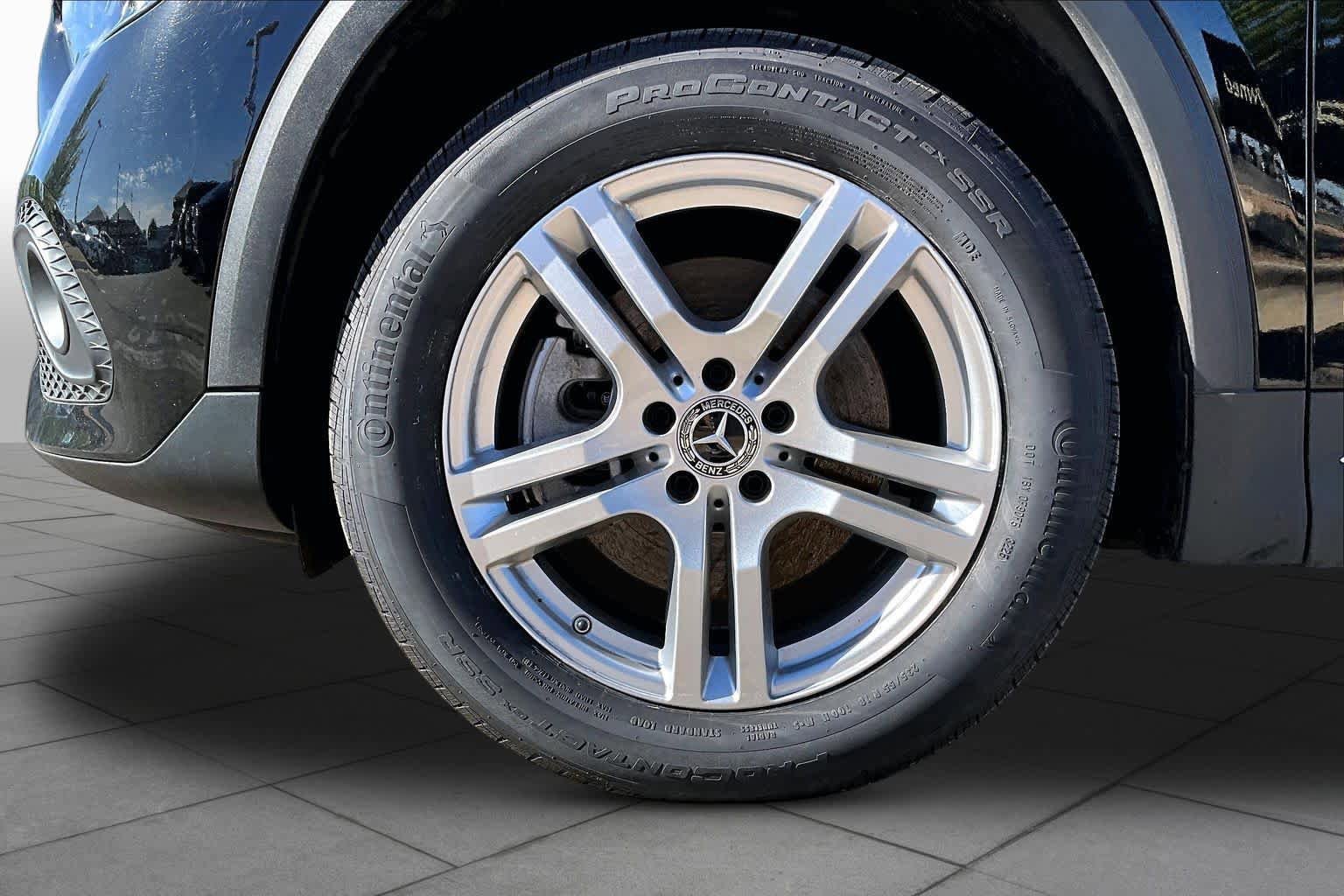 Certified 2023 Mercedes-Benz GLA 250 4MATIC w/ Premium Package image 11
