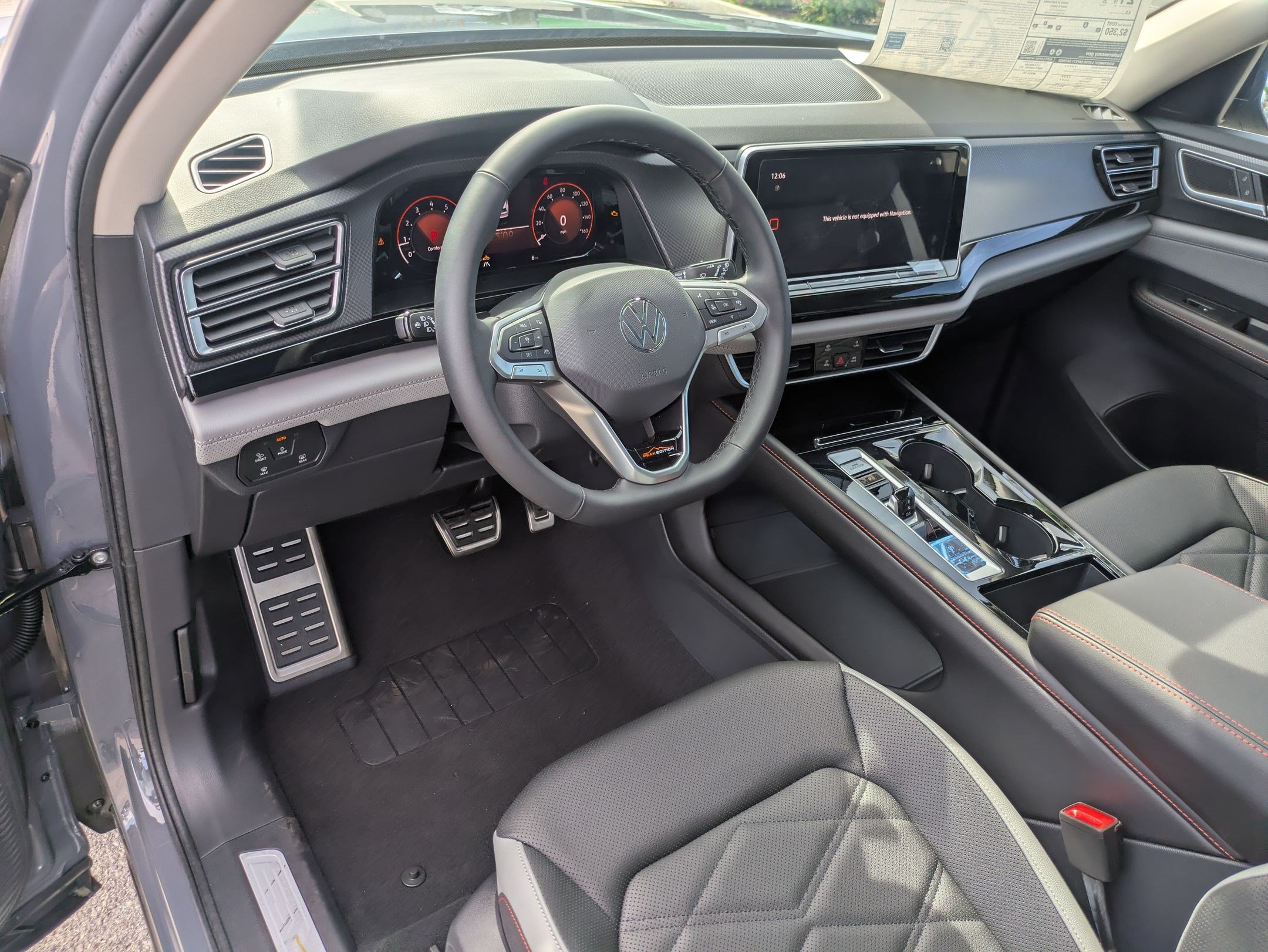 New 2026 Volkswagen Atlas Peak Edition AWD/4WD image 12
