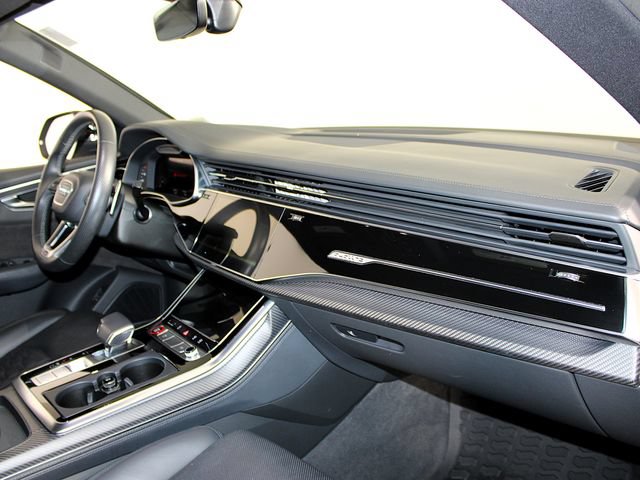Used 2022 Audi RS Q8 AWD/4WD image 28
