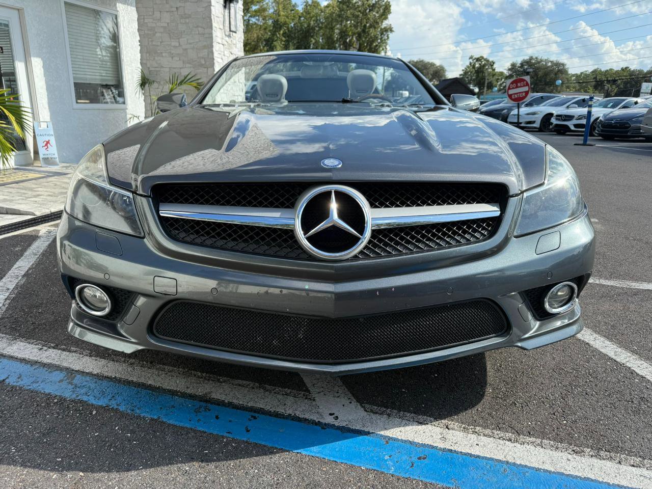 Used 2012 Mercedes-Benz SL 550 image 10