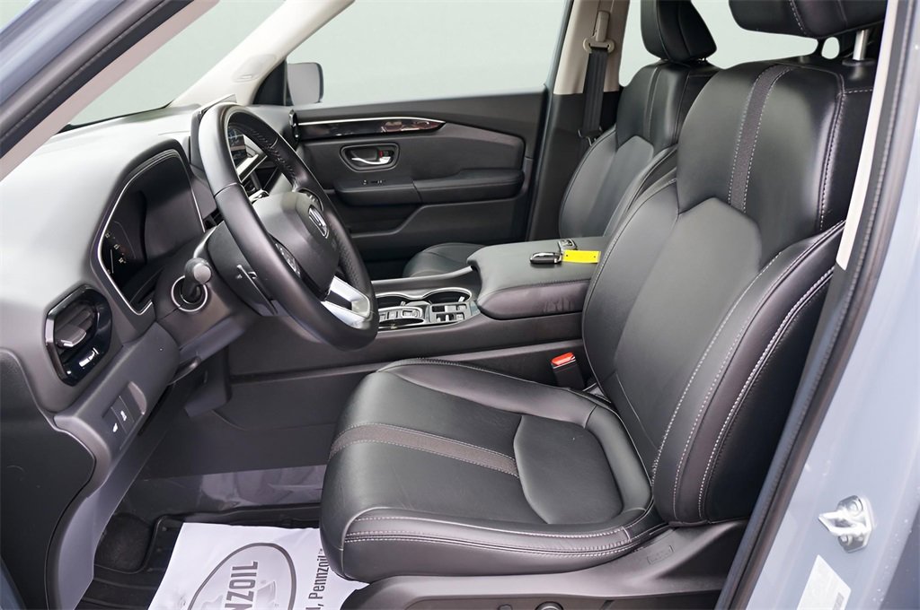 Used 2024 Honda Pilot Touring image 10