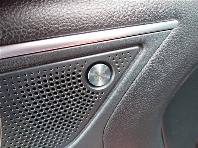 Used 2024 Ford Edge Titanium image 16