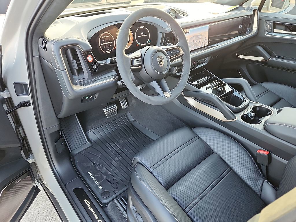 New 2026 Porsche Cayenne Turbo image 4