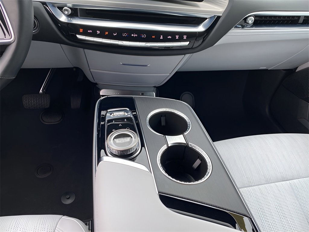 Certified 2024 Cadillac Lyriq Sport image 24