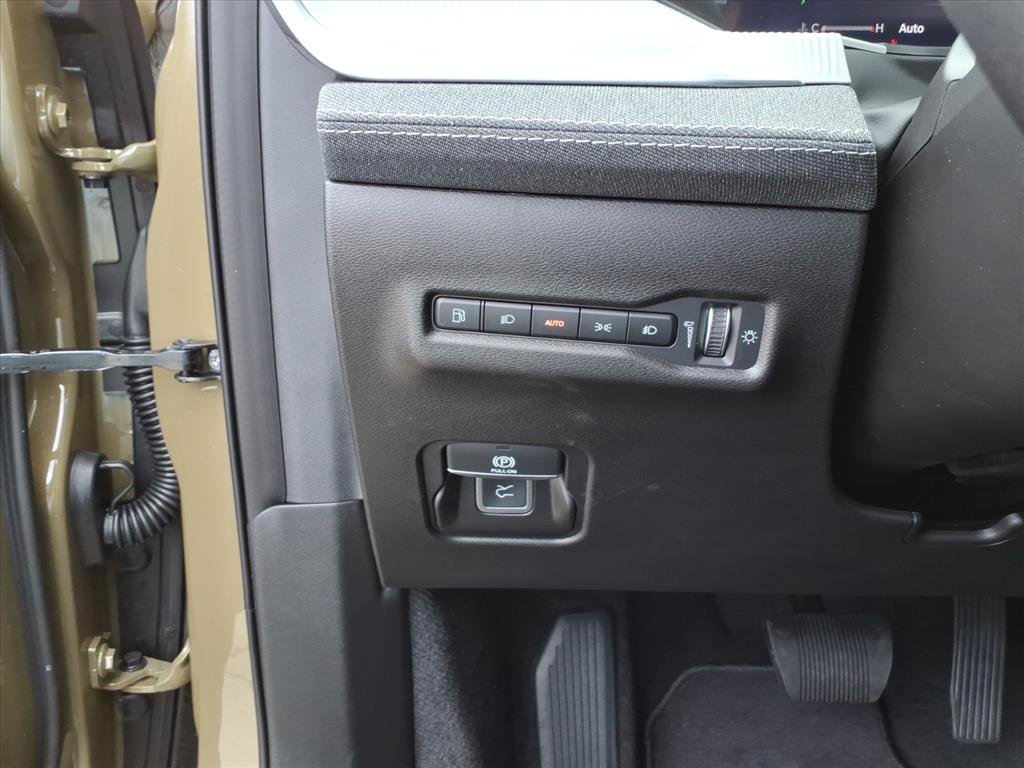 New 2026 Jeep Cherokee Laredo image 17