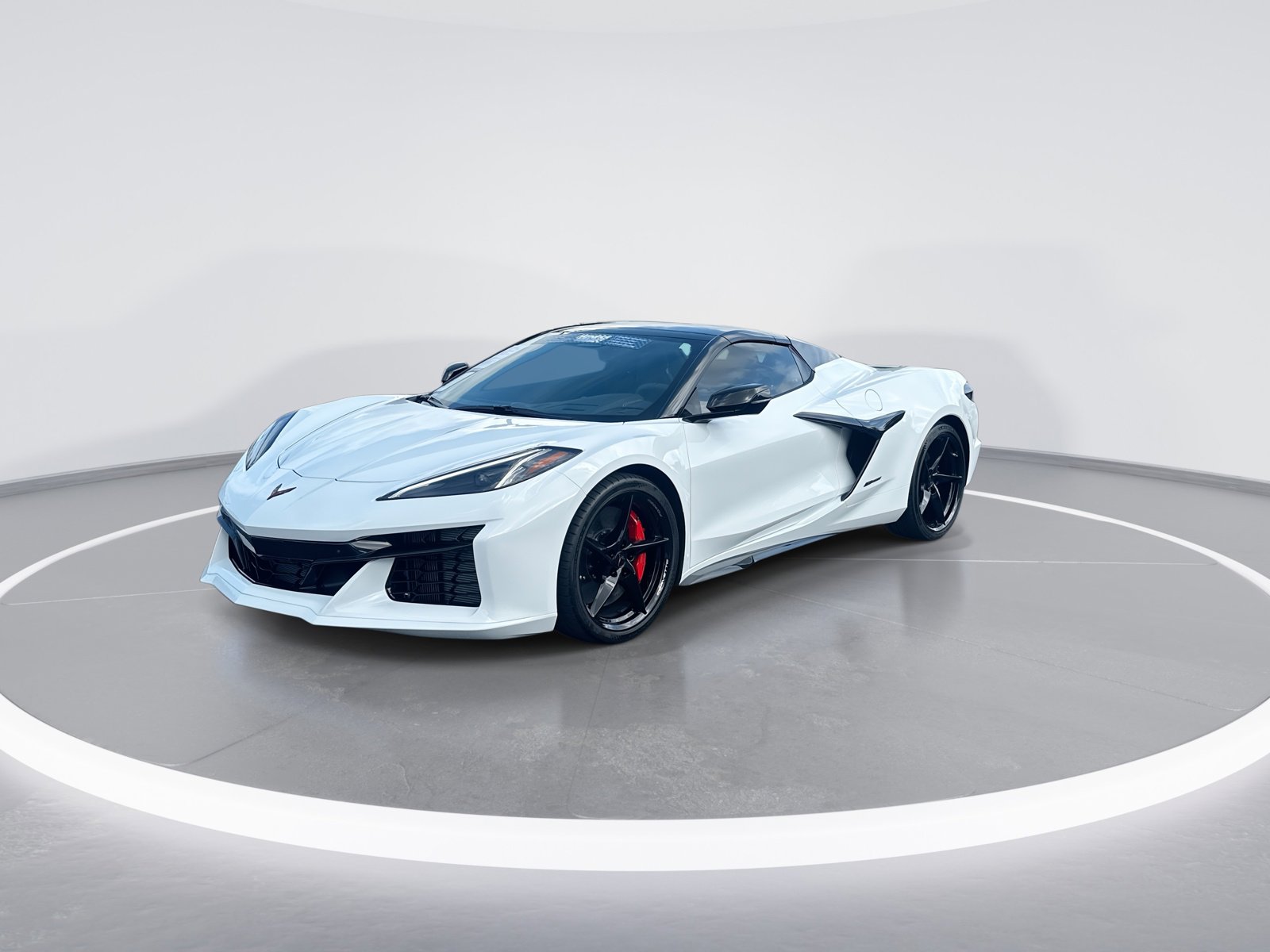 Used 2025 Chevrolet Corvette E-Ray w/ Stealth Interior Trim Package AWD/4WD image 5
