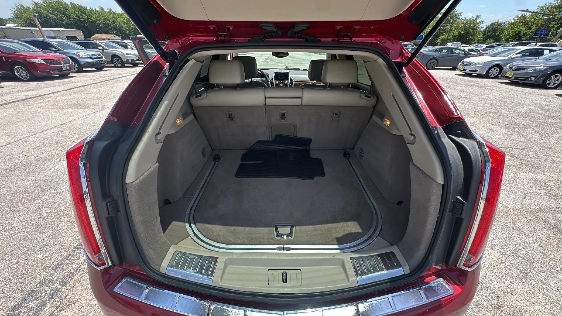 Used 2011 Cadillac SRX Luxury FWD image 27