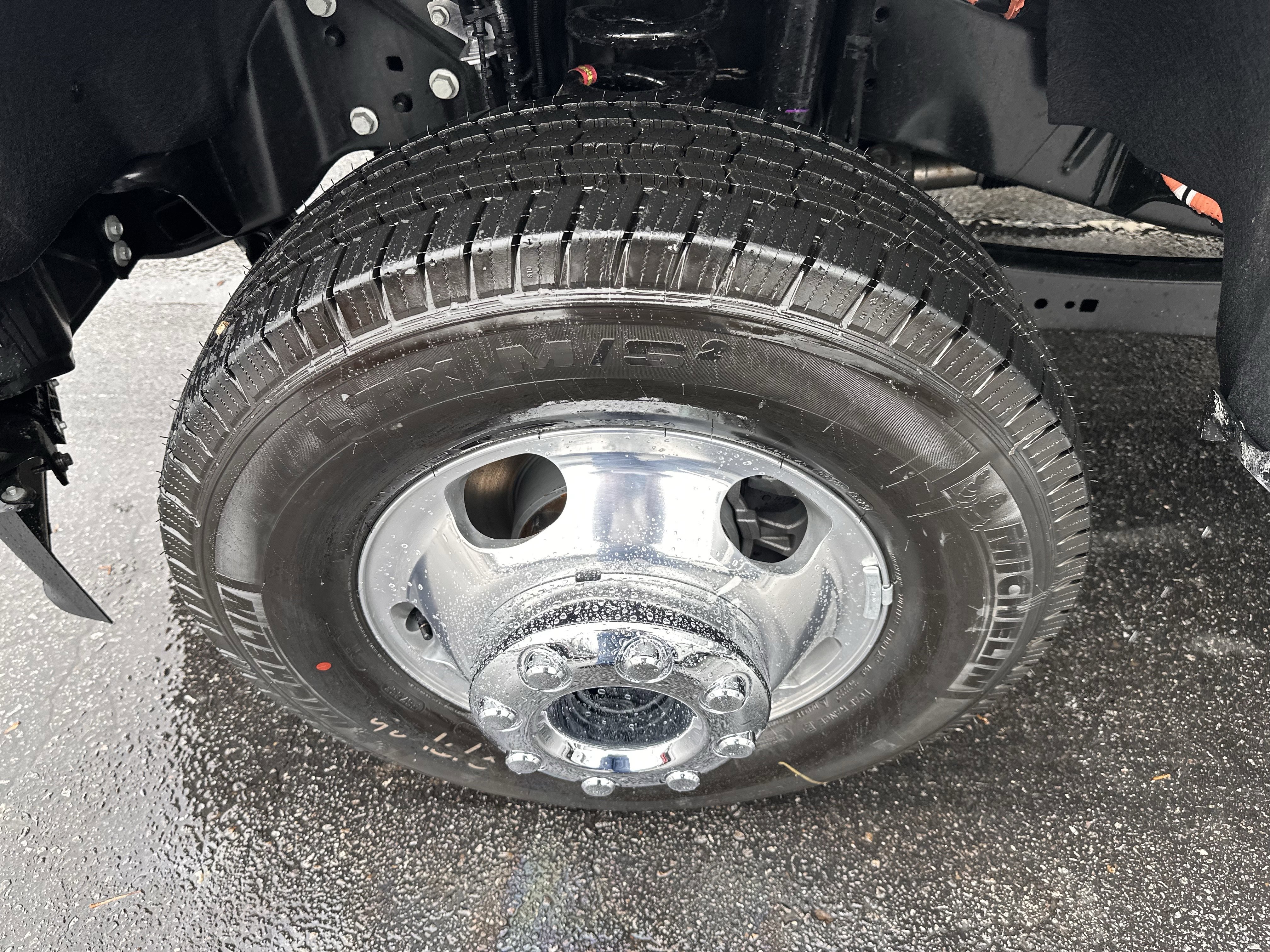 New 2026 Ford F350 XL w/ XL Chrome Package image 25