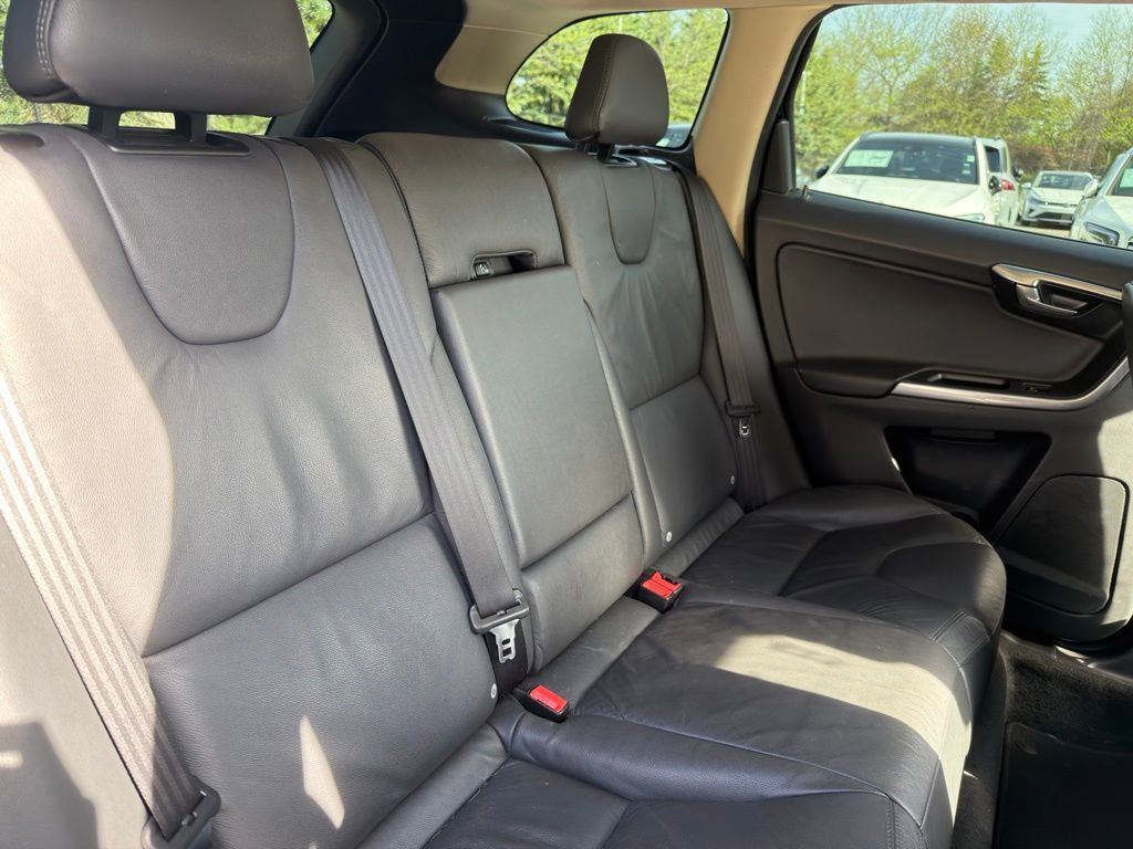 Used 2013 Volvo XC60 T6 AWD/4WD image 29