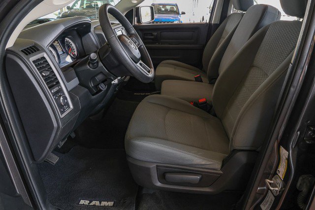 Used 2017 RAM 1500 Express w/ Express Value Package RWD image 11