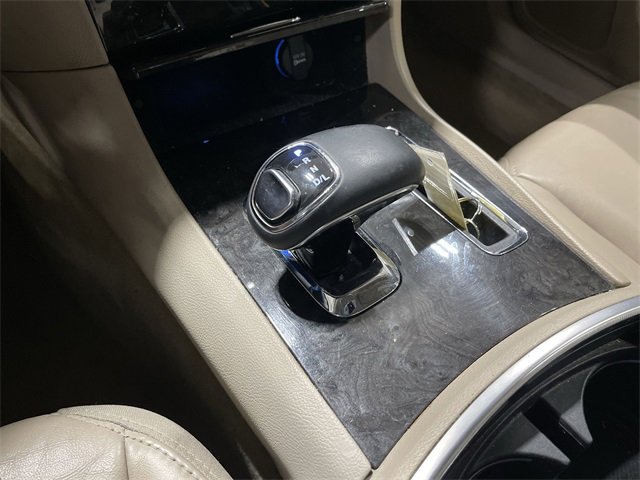 Used 2013 Chrysler 300 image 24