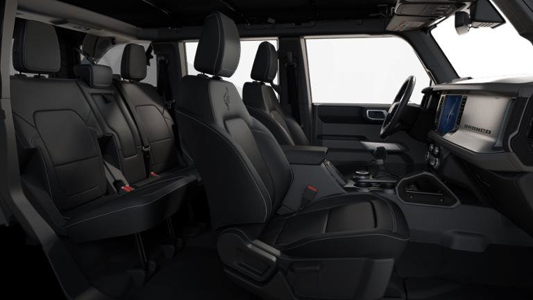 New 2025 Ford Bronco Outer Banks w/ Black Appearance Package image 31