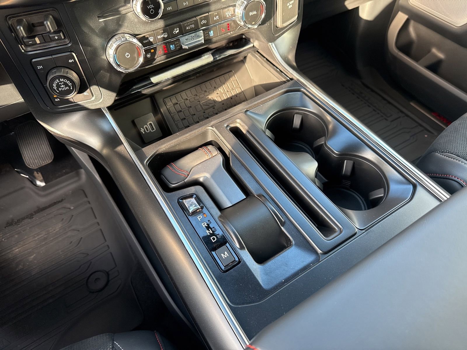 New 2025 Ford F150 Raptor AWD/4WD image 39