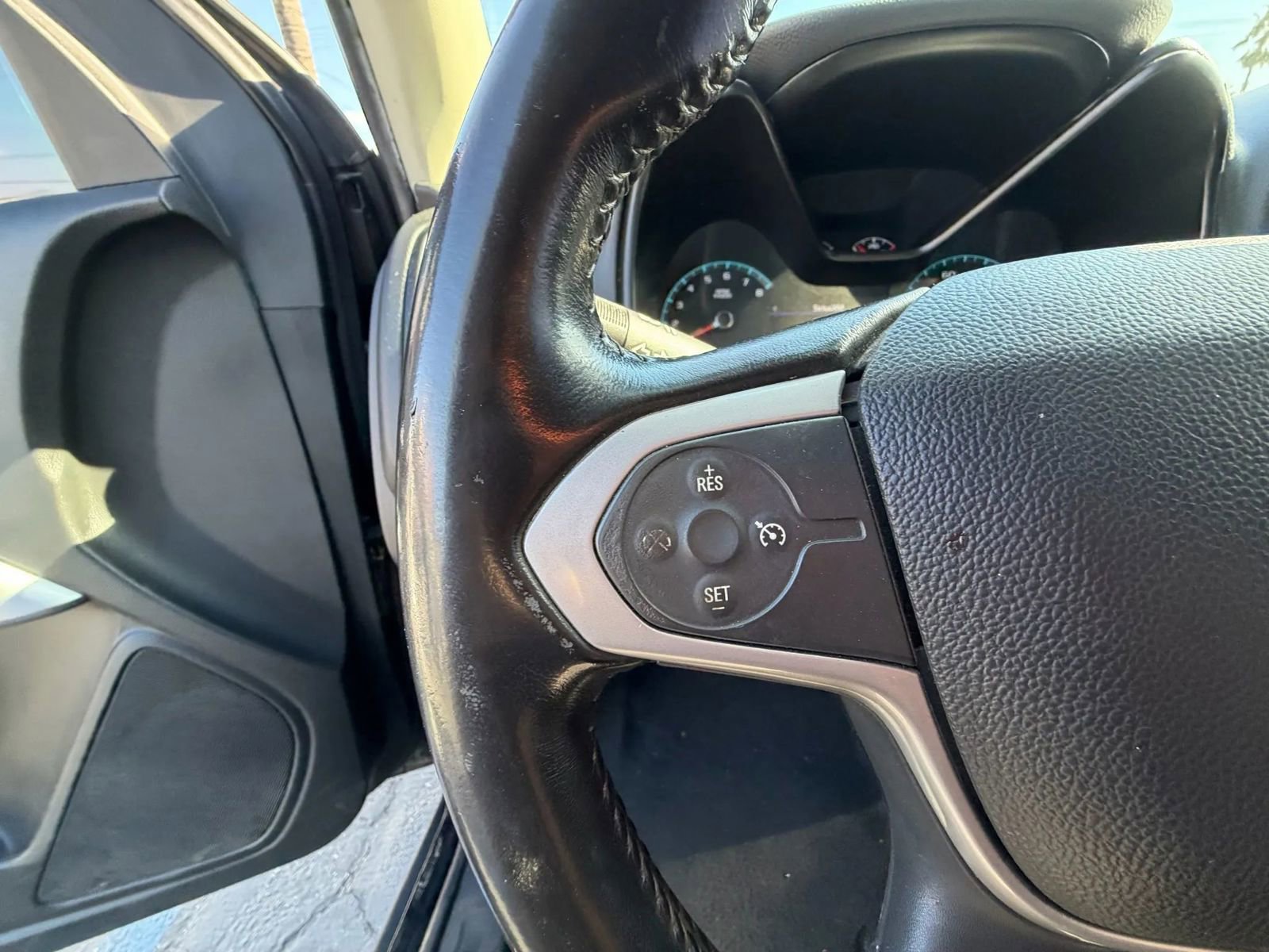 Used 2022 Chevrolet Colorado LT w/ LT Convenience Package RWD image 17