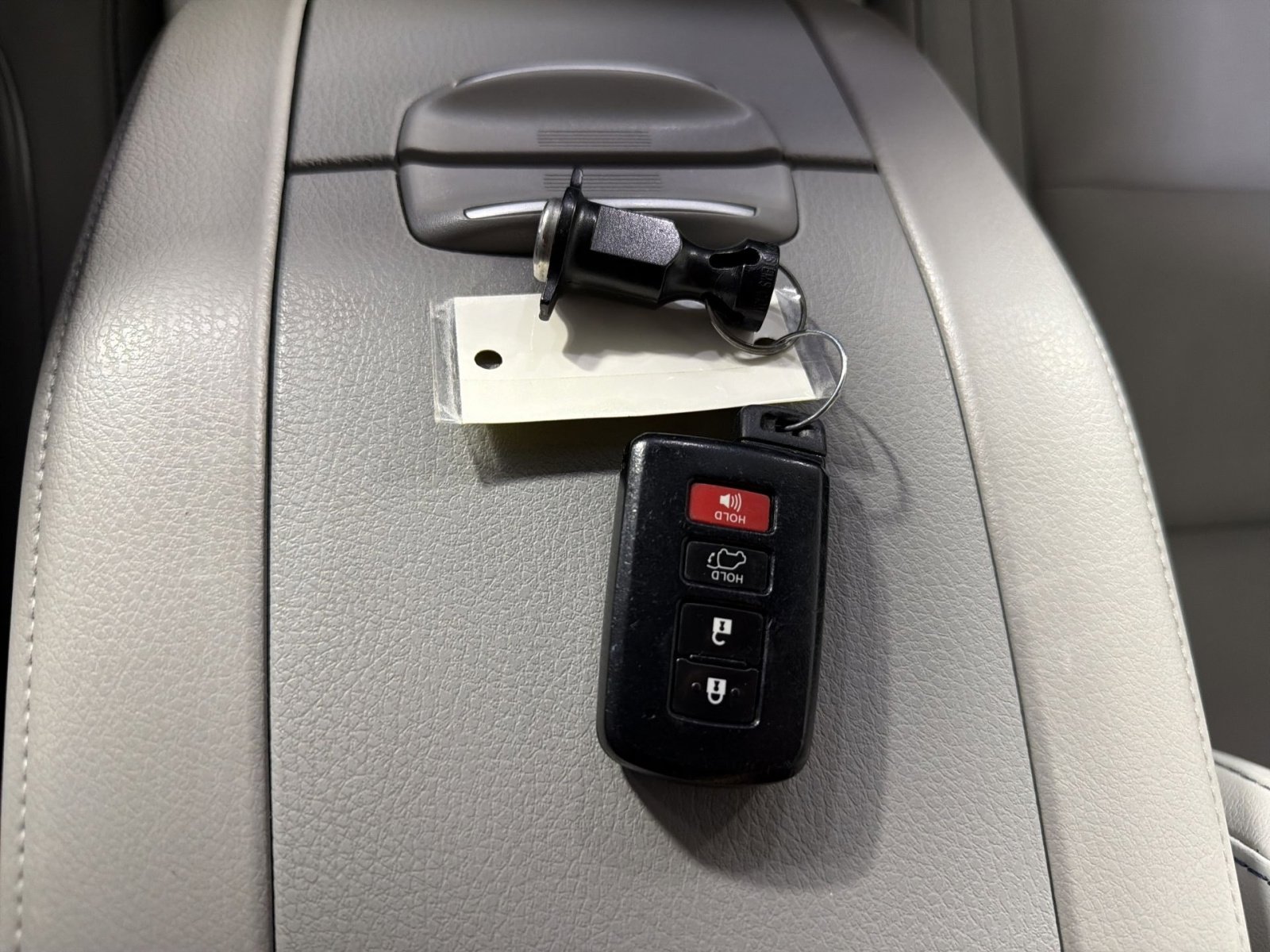 Used 2016 Toyota Highlander XLE image 36