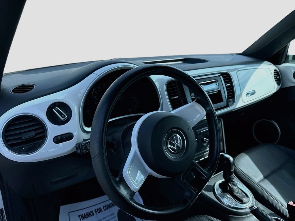 Used 2012 Volkswagen Beetle 2.5 FWD image 9