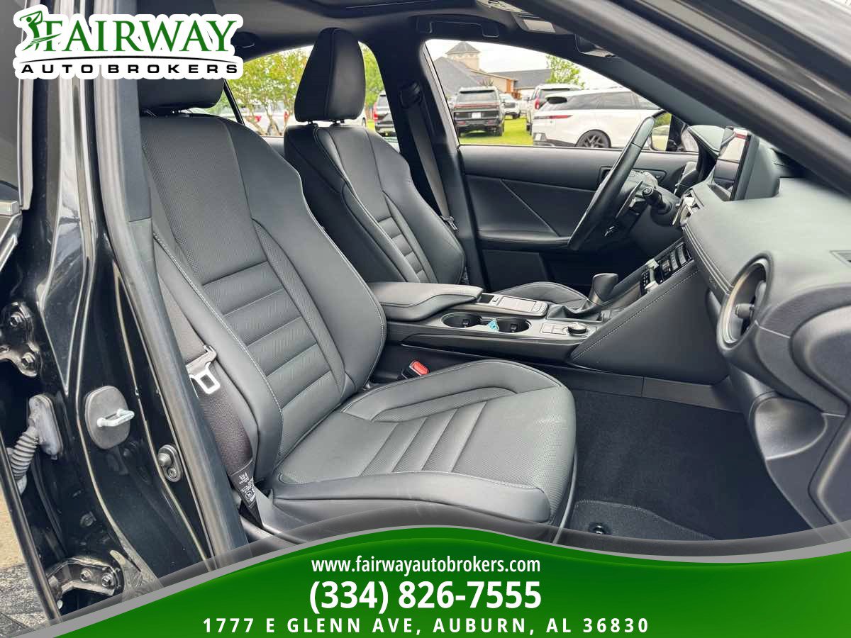 Used 2022 Lexus IS 350 F Sport RWD image 12
