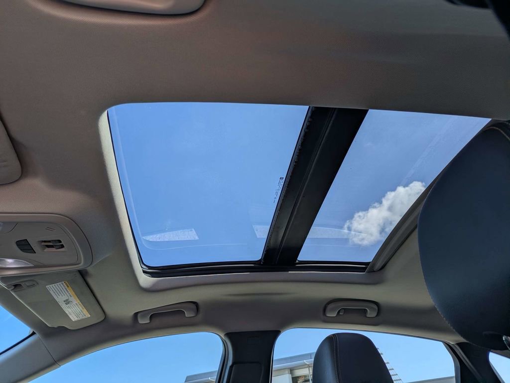 Used 2015 Chevrolet Impala LTZ FWD image 23