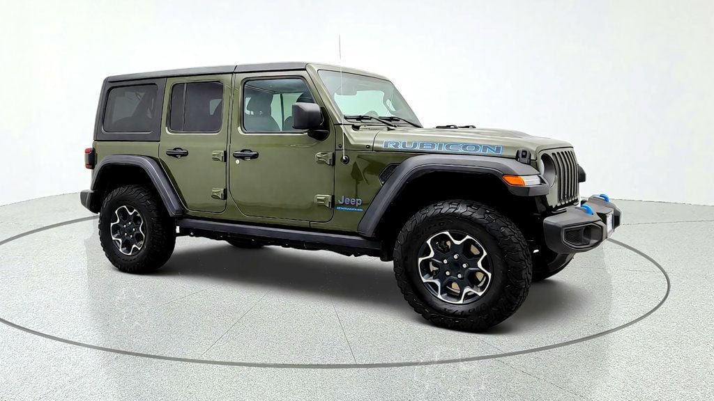 Used 2023 Jeep Wrangler Unlimited Rubicon 4xe w/ Cold Weather Group AWD/4WD image 3