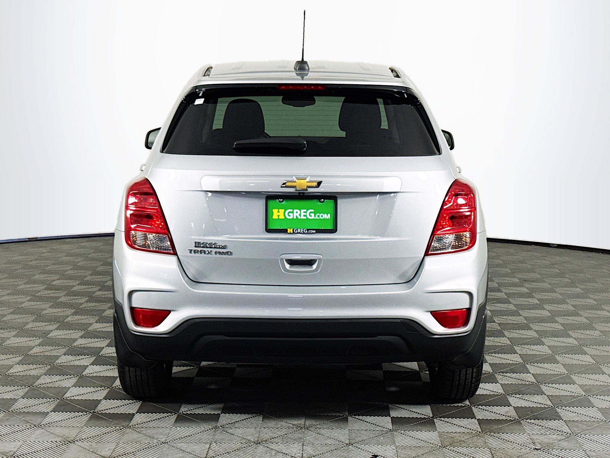 Used 2020 Chevrolet Trax LS w/ Tint and Cruise Package AWD/4WD image 7