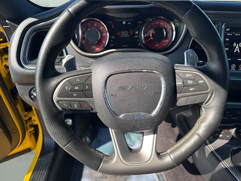 Used 2017 Dodge Challenger SRT Hellcat image 13