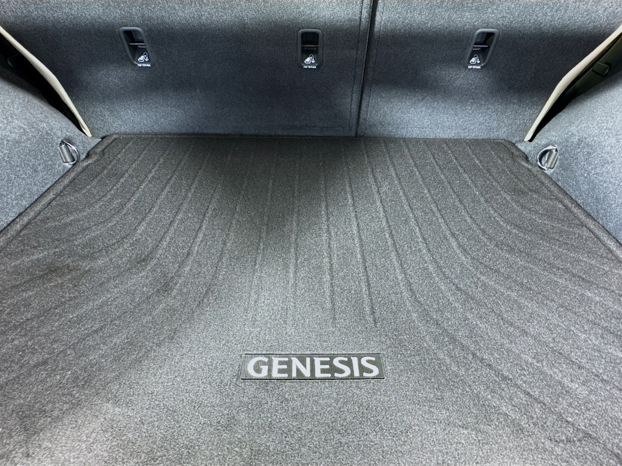 Used 2024 Genesis Electrified GV70 Advanced w/ Prestige Package image 34